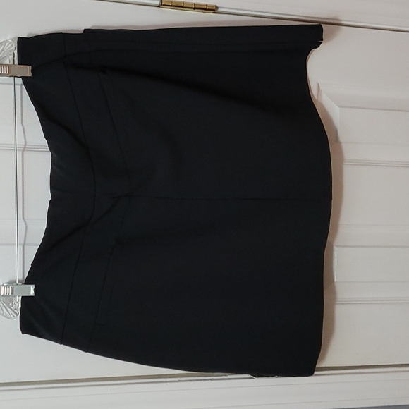 Tail skort - Picture 4 of 8